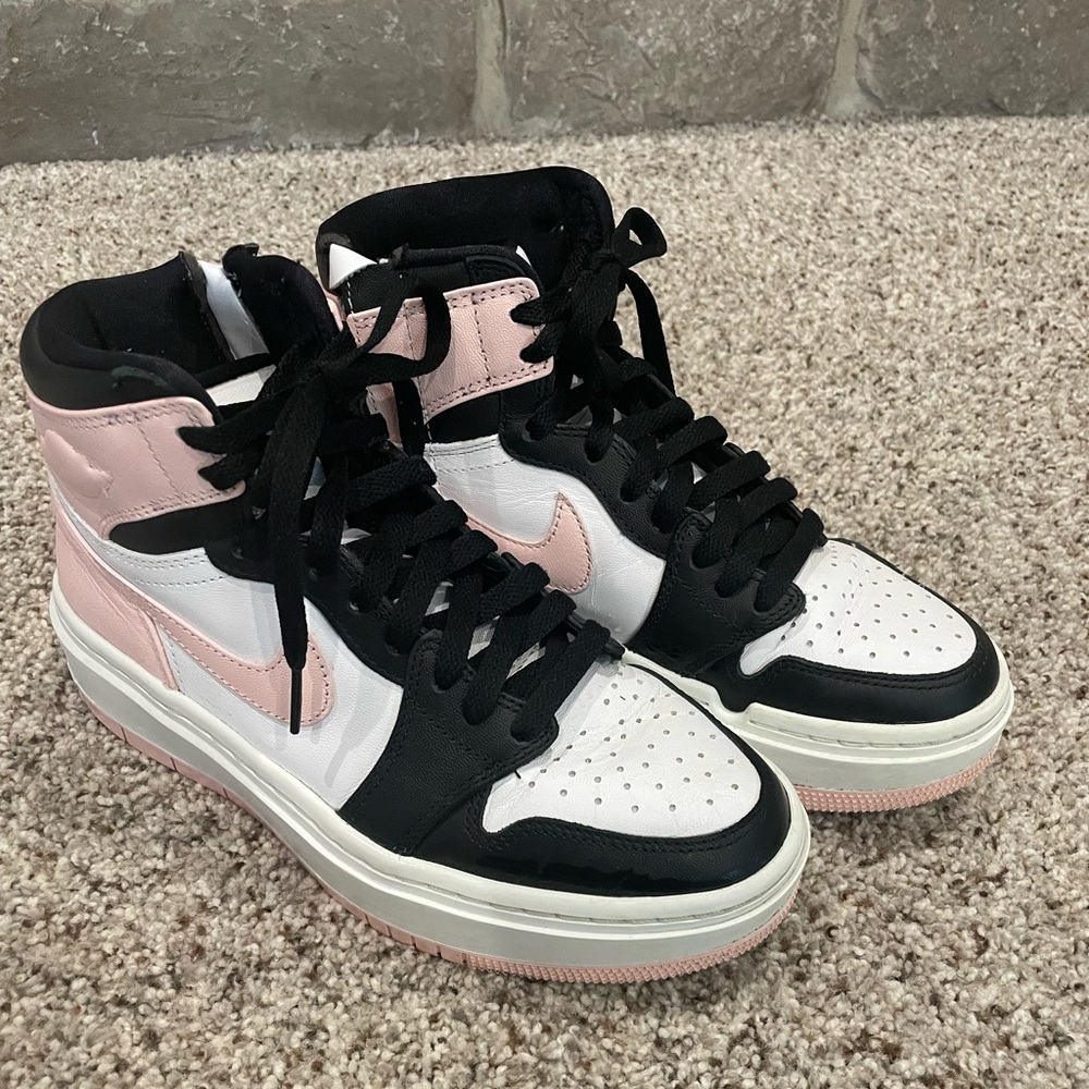 Air Jordan 1 Elevate High tops